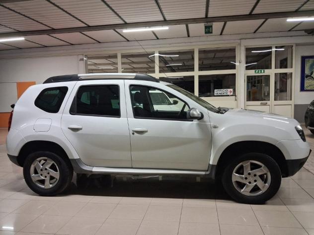 Dacia Duster 1.5 dci Laureate 4x4 110cv my13 - Foto 8