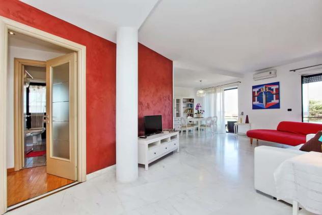 Attico Elegante con Terrazzo Panoramico in Via Caterina Fieschi - Roma