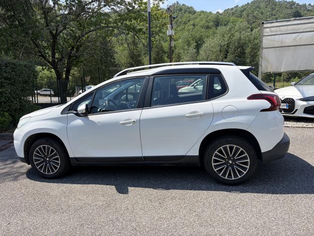 Peugeot 2008 PureTech 82 Allure - Foto 8
