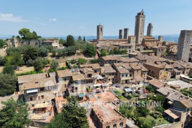 Appartamento di 160 m² con più di 5 locali in vendita a San Gimignano - Foto 3