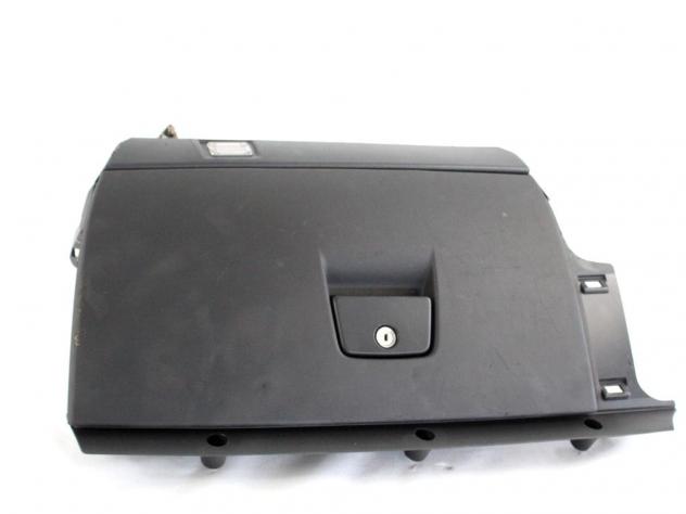 39995637 CASSETTO PORTAOGGETTI CRUSCOTTO LATO DESTRO VOLVO V50 SW 2.0 D 100KW 6M 5P (2004) RICAMBIO USATO 8626141 - Foto 3