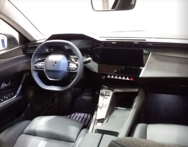 Peugeot 308 PureTech Turbo 130 S&S EAT8 SW Allure - Foto 7