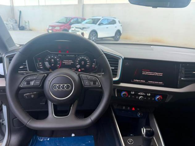 AUDI A1 SPB 30 TFSI S tronic S line edition rif. 24105583 - Foto 9