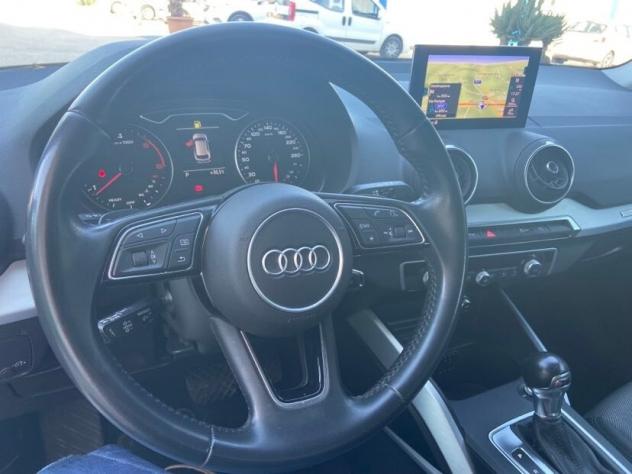 Audi Q2 30 TDI S tronic Admired 1.6 CAMBIO F1 2018 - Foto 9