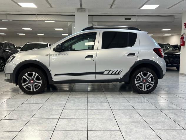 Dacia Sandero 0.9 TCe Laureate - Foto 2