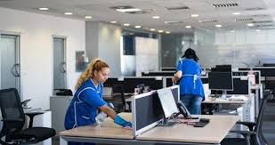 RAGAZZO 47 ENNE CERCA LAVORO PART-TIME ( PULIZIE UFFICI E/O HOTEL ) SOLO POM. - Foto 3