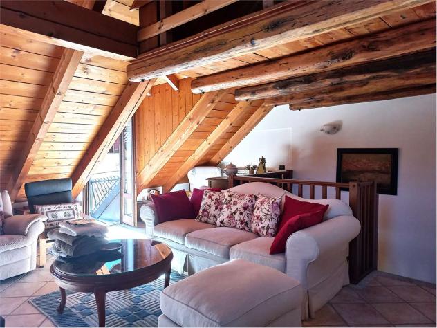 V000588 - SPLENDIDO APPARTAMENTO SU DUE LIVELLI CON TERRAZZA - Foto 7