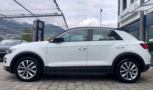 VOLKSWAGEN T-Roc 1.5 TSI / DSG / STYLE / APP CONNECT rif. 24108630 - Foto 2
