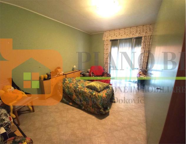 V000579 - AMPIO APPARTAMENTO CON TERRAZZO - Foto 15
