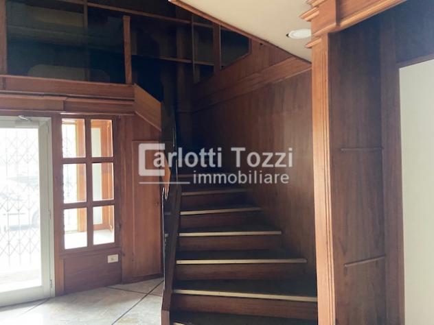 IMMOBILE COMMERCIALE di 77 mq (GROSSETO) rif. 03504 - Foto 2