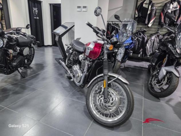 TRIUMPH Bonneville T120 Elvis Edition rif. 23120544 - Foto 3