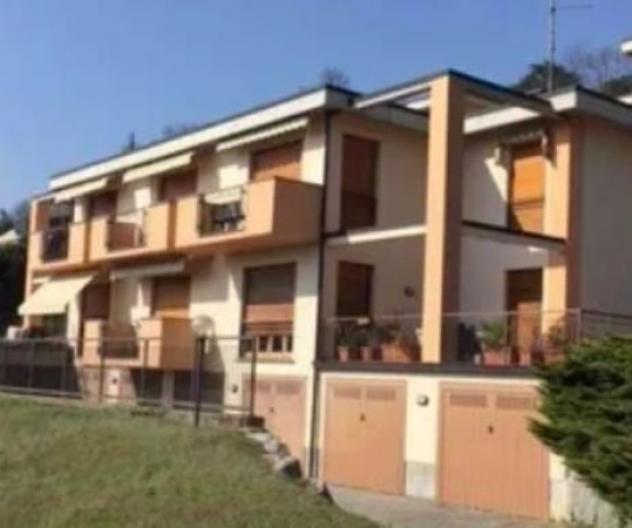 Appartamento di 40 m² con 1 locale e box auto in affitto a Gavirate - Foto 2
