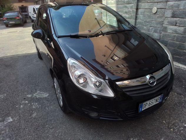 Opel corsa benzina E4 del 2008 per neopatentati 3 porte 2390euro