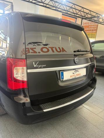 Lancia Voyager 2.8 Turbodiesel Platinum 177 CV - Foto 5