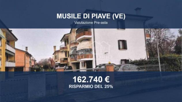 Immobile in asta di 141 m² con più di 5 locali e box auto in vendita a Musile di Piave