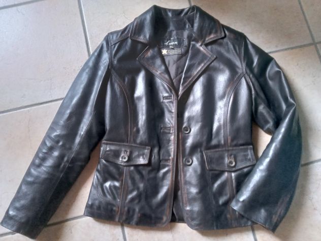 Giacca di pelle donna. Tg M/44. Perfetta, come nuova.