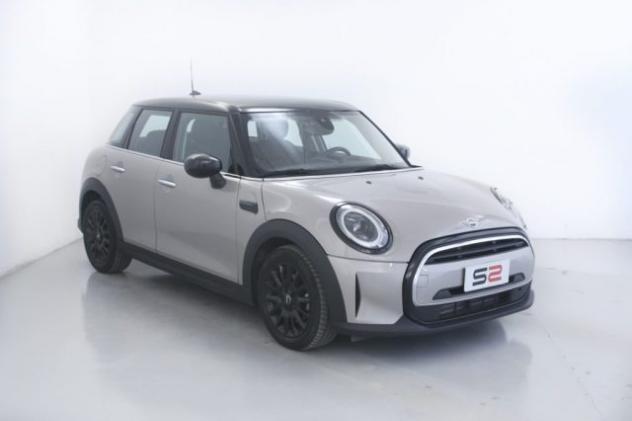 MINI Cooper 1.5 Cooper Essential 5 porte Tetto nero/cerchi 17' rif. 22568111 - Foto 3