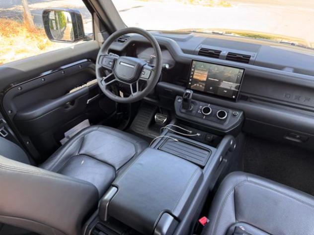 LAND ROVER Defender 110 5.0 V8 525 CV AWD Auto IVA ESPOSTA FATTURABILE rif. 22507480 - Foto 10