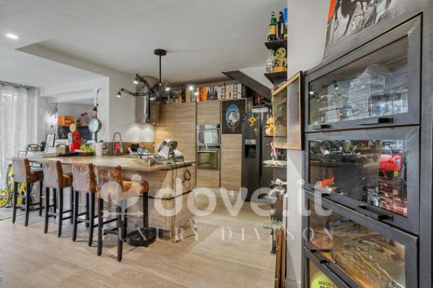 Casa indipendente di 278 m² con più di 5 locali e box auto in vendita a Bergamo - Foto 4
