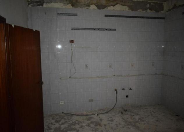 Immobile in asta di 627 m² con più di 5 locali e box auto in vendita a Castelvetro di Modena - Foto 18