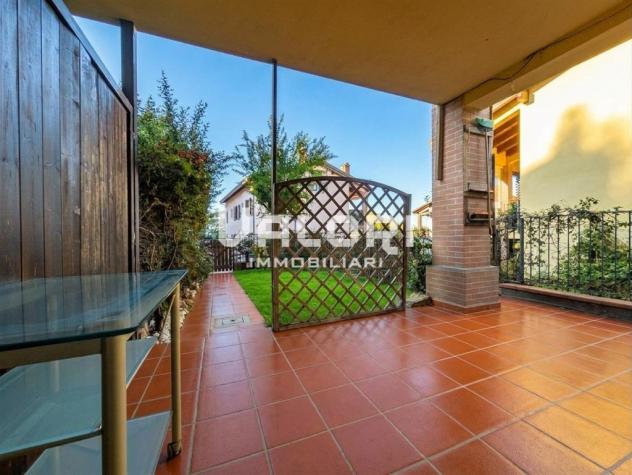 BILOCALE AL PIANO TERRA CON INGRESSO INDIPENDENTE, CORTE ESCLUSIVA E GARAGE - Foto 10