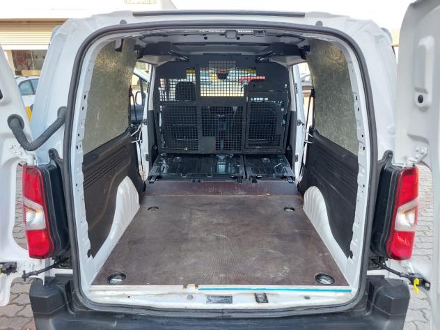 FIAT Doblò XL DOPPIA CABINA MOBILE 1.5 B-Hdi 102cv E6E / IVA esclusa - Foto 8