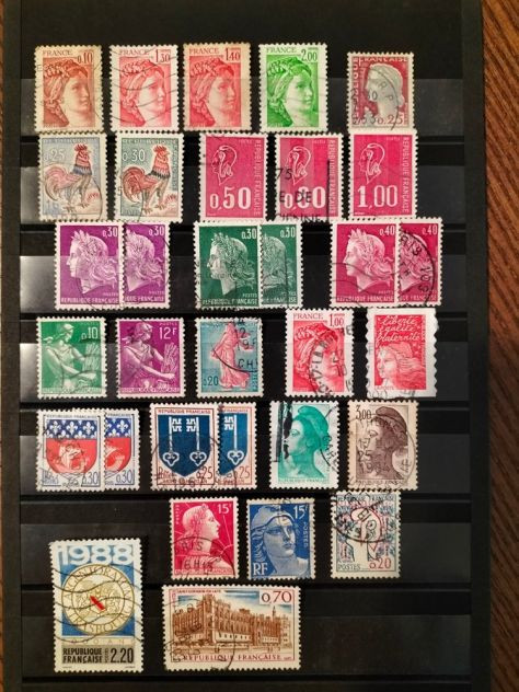 Lotto 2 Francobolli Francia