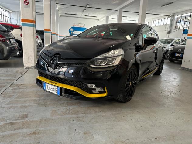 Renault Clio TCe 220CV EDC 5 porte Energy R.S. Trophy - Autonavigli