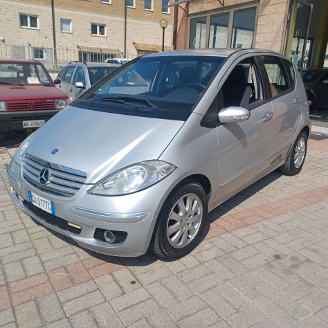 AUTOMATICA NEOPATENTATI CLASSE A 2.0 TDI - Foto 9