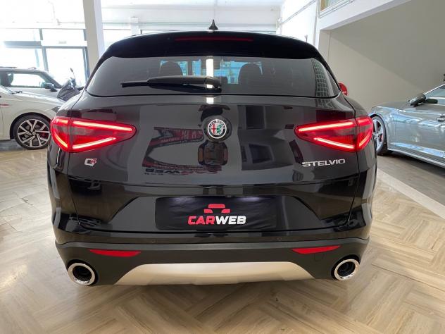 ALFA ROMEO STELVIO 210CV Q4 2019 - Foto 5
