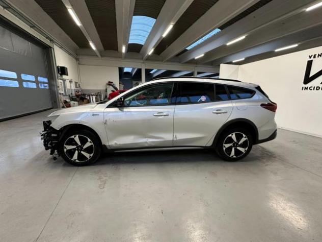 FORD Focus 1.0 ECOBOOST HYBRID POWERSHIFT SW ACTIVE rif. 23826033 - Foto 4