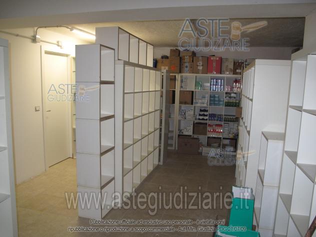 IMMOBILI-IMMOBILE COMMERCIALE-VIA FRATELLI CANEPA CIV. 48 - Foto 7