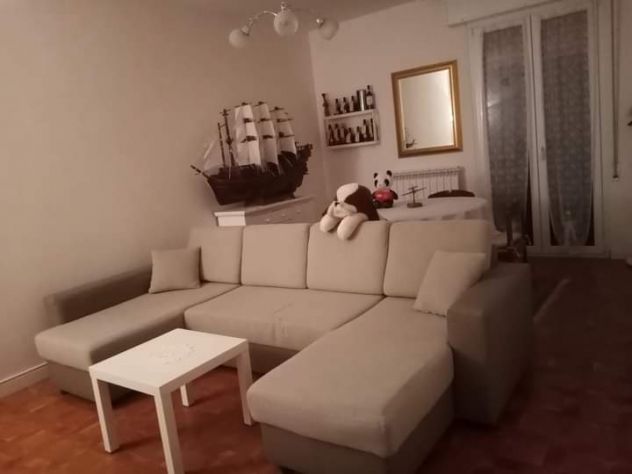 Vendo appartamento ristrutturato compreso box auto soffitta cantina ed arredo - Foto 2