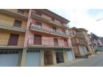 Appartamento di 90 m² con 4 locali e box auto in vendita a Gorno