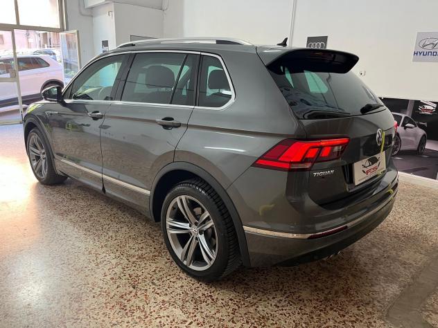 Volkswagen Tiguan 1.6 TDI SCR Sport BlueMotion Technology - Foto 5