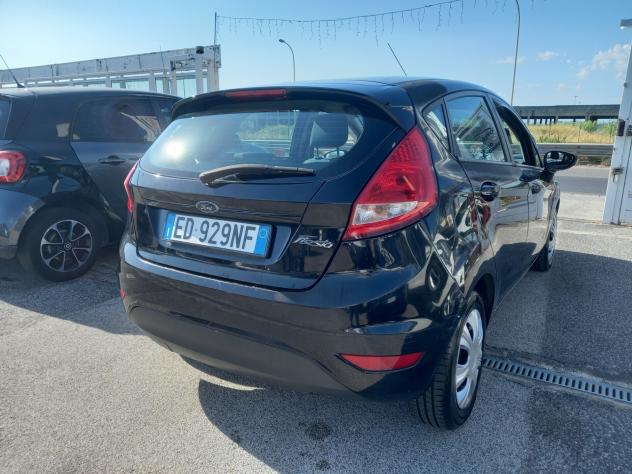 Ford Fiesta 1.2 Gpl Titanium 5 porte - Foto 8