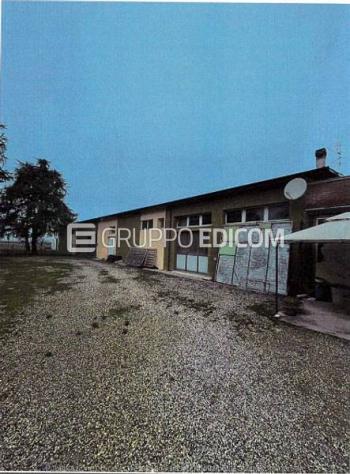 Magazzini e locali di deposito in vendita a Copparo - Rif. 3556447