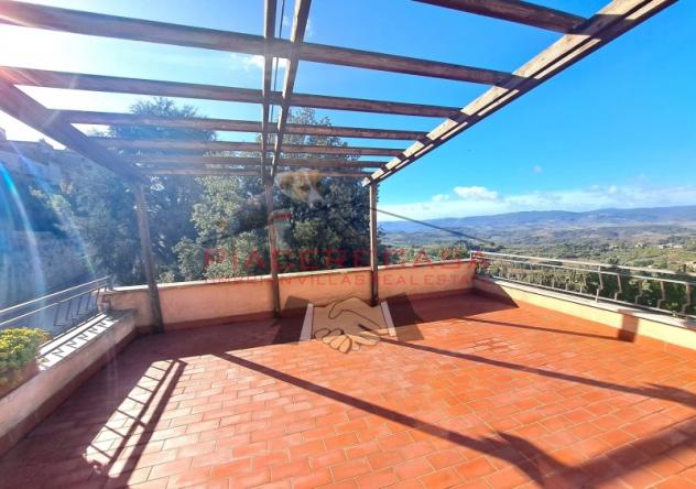Ficulle - Appartamento con terrazza panoramica, ampia soffitta e locali accessori in vendita a due passi dal centro storico -Riferimento Ap651 - Foto 3