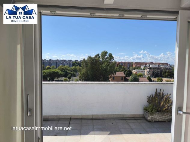 VIA PIO JORIS ATTICO CON AMPIA TERRAZZA di 50 MQ - Foto 6