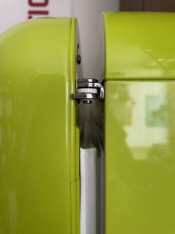 Frigorifero Smeg anni ’50 vintage  Modello SMEG FAB28 con congelatore interno - Foto 3