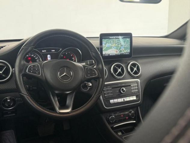 MERCEDES-BENZ A 200 d Automatic Sport rif. 23891700 - Foto 9