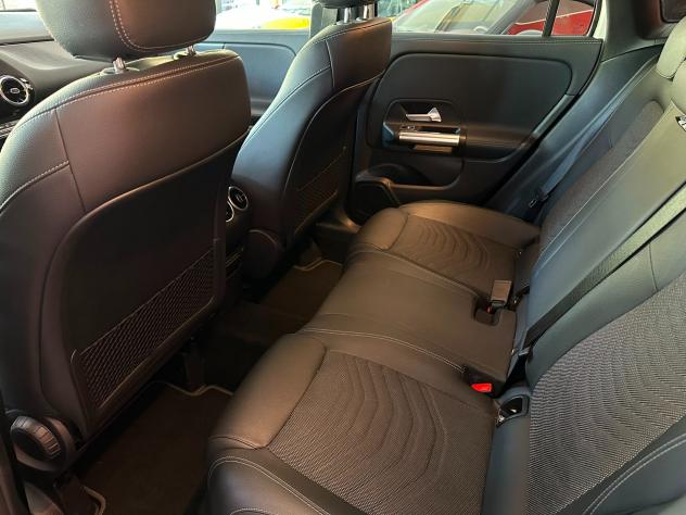 MERCEDES GLA 200d SPORT 150cv AUT - Foto 8