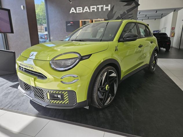 Abarth 600e 600e 54kWh Turismo 240cv - Foto 2