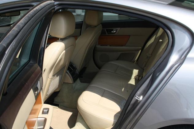 Jaguar XF 2.7 DS V6 Luxury - Foto 7