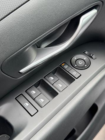 Hyundai Tucson Hybrid 1.6 HEV 2wd 239cv Business Auto - Foto 9