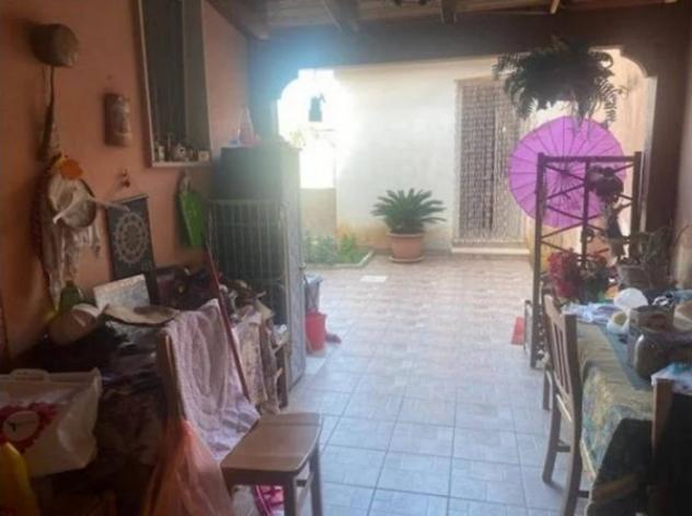 Immobile in asta di 174 m² con più di 5 locali e box auto in vendita a Calimera - Foto 4