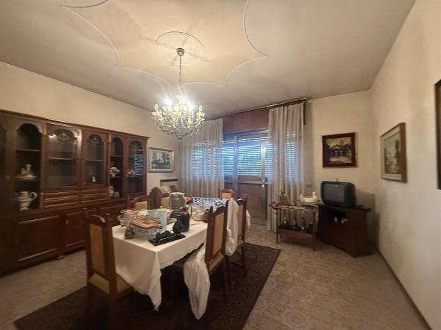 VILLA SINGOLA SU LOTTO DI 1200 MQ - Foto 5