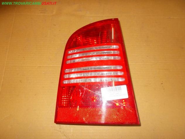 FANALE POST.S. SW SKODA OCTAVIA (1U)  Parti elettriche  Fanaleria  Fanali  Fanale post. dx. SKODA - OCTAVIA - 01-05-1997 - 01-08-2000, SKODA - OCTAVIA