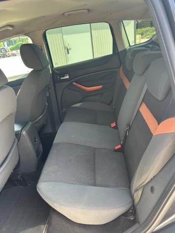 Ford Kuga 2.0 TDCi 140 CV 2WD - Foto 8