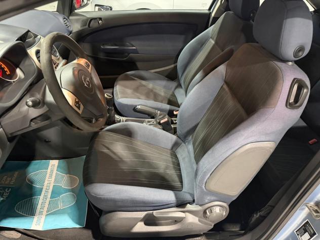 Opel Corsa Diesel 5 posti Neopatentati - Foto 8